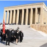 Anıtkabir ve tören alanının eski sitede kullanılan görünümü